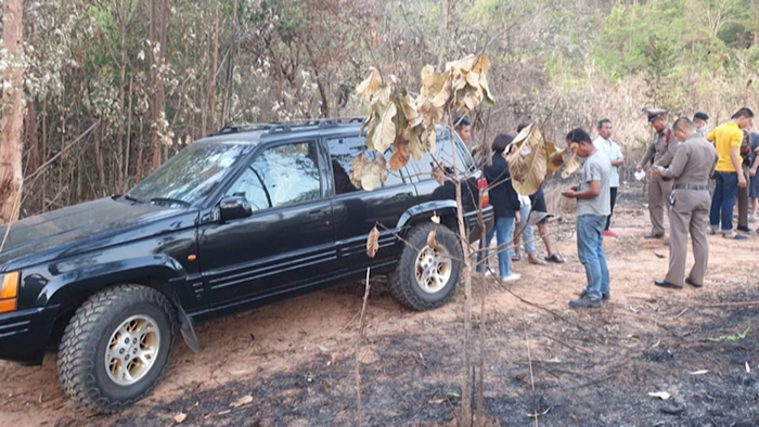 泰国男子在森林猎捕野鸡时捡到手榴弹超兴奋 开直播炫耀时突然发生爆炸惨死