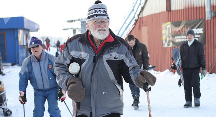 �о�ָ40���Ժ�ʼ�����˶������������սϵ�