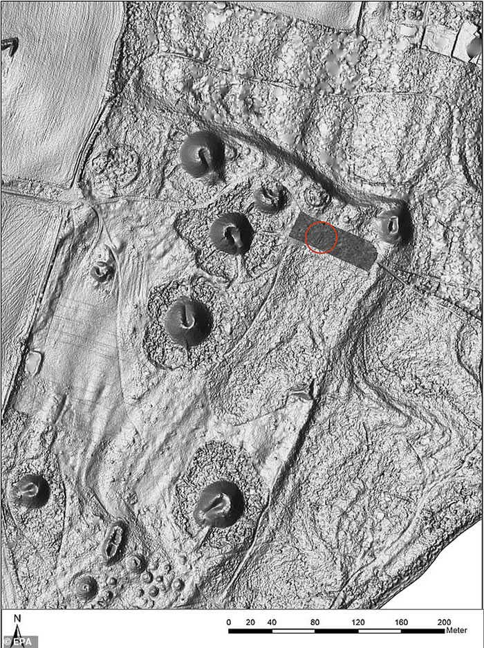 挪威考古学家用地质雷达在Borre自然保护区平原上发现一艘维京时期的船