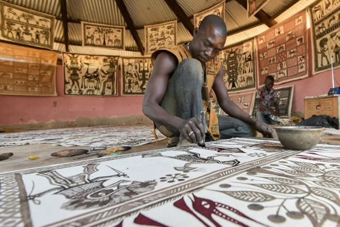 �������Ļ�ʦ�ò�ͬ����������