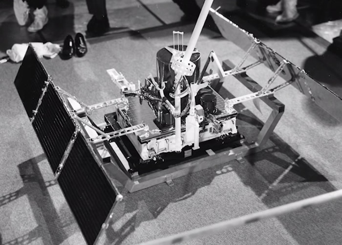 ͼΪ�����޵��¼ƻ��У�ʹ�õ�ͬ����̫���ܵ�ذ塣