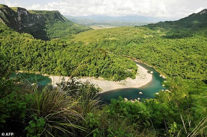 菲律宾吕宋岛卡劳洞穴发现数万年前全新人种“吕宋人”(Homo luzonensis)化石