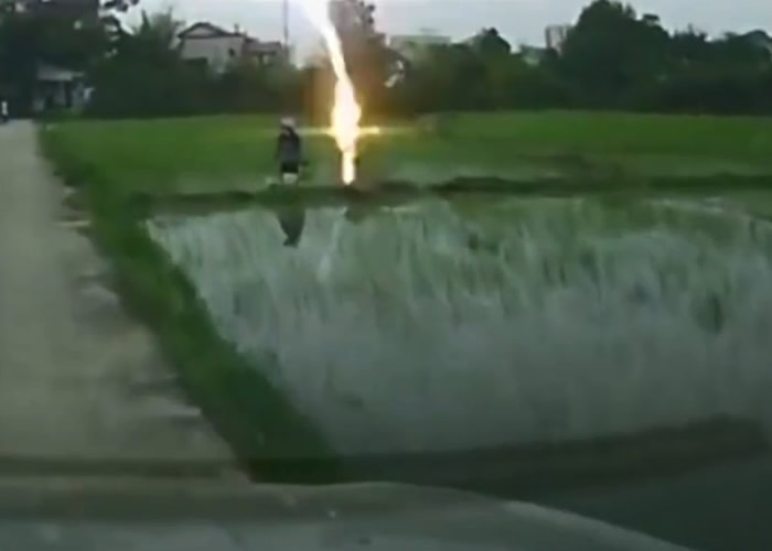 ����ʡ������̩����ũ���������������� ˲�䵹�ص�������