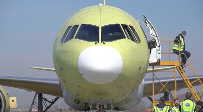 ����˹�ɻ��������������ع�˾����MS-21-300�ͻ��������л���