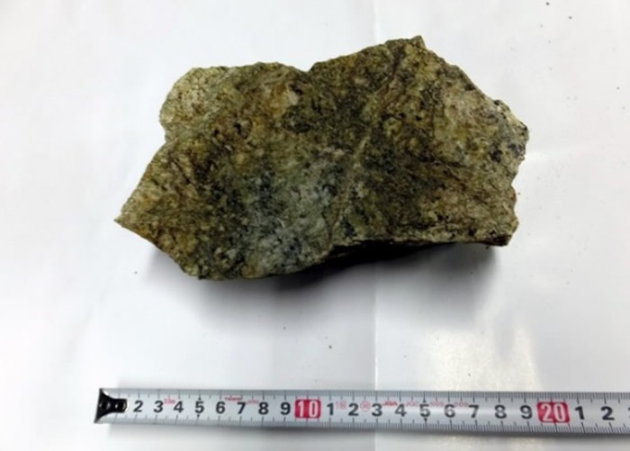 �ձ������ؽ��Ұ�������չ���ġ������������ʯ����͵�� �ݷ�����ϡ���ﲻ����