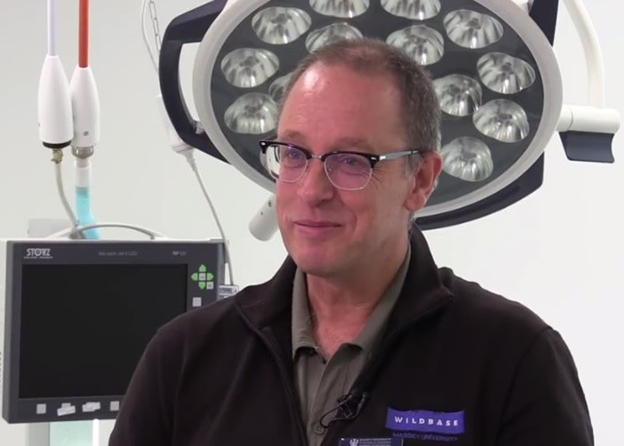 ���ض���ͼ���쵼���и�������ĵ�������