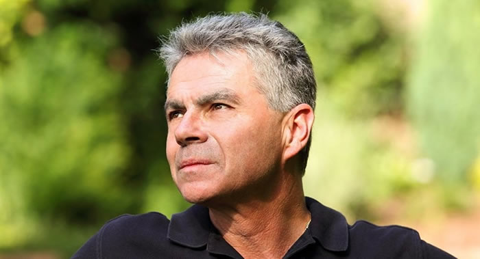 ��ǰ������ͷ���������ɼ������ع�ͬ���