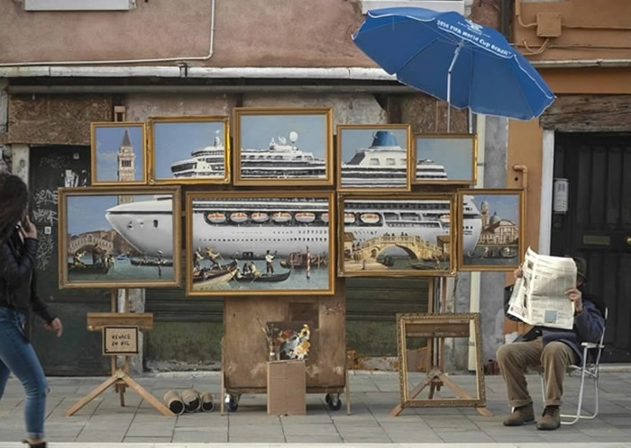 �����Զ����ƴ�ճ��˺��ϵĴ������֡�