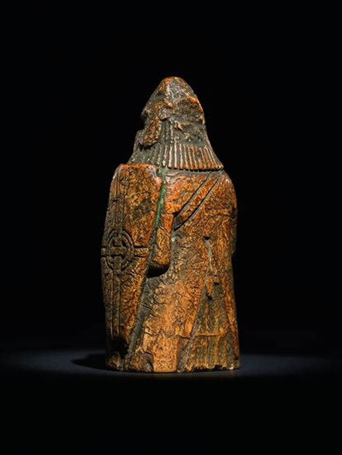 �ո�����������ͥ����������淢�ֳ���800����ʷ���������� ��ֵ100��Ӣ��