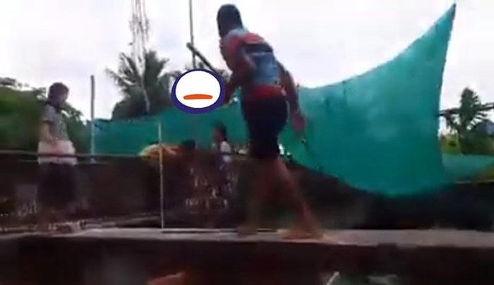 柬埔寨暹粒市2岁女童被鳄鱼分食 父亲跳入鳄鱼池中抢回仅存尸骨