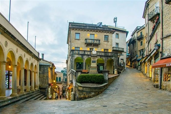 全世界唯一没有红绿灯的国家:位于南欧的圣马利诺共和国