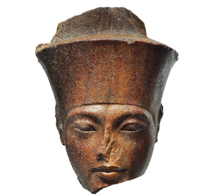 英国佳士得拍卖行不顾埃及反对将拍卖图坦卡蒙半身像