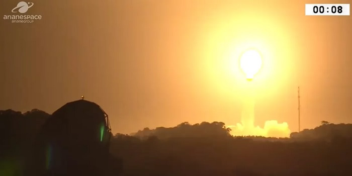 法国阿丽亚娜空间公司:搭载阿联酋卫星的“织女星”运载火箭发射失败