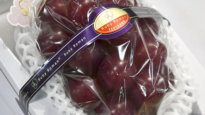 �ձ�ʯ���ز��߼�����Ʒ�ơ������챦ʯ��ƽ��ÿ�����۽�3200Ԫ�����