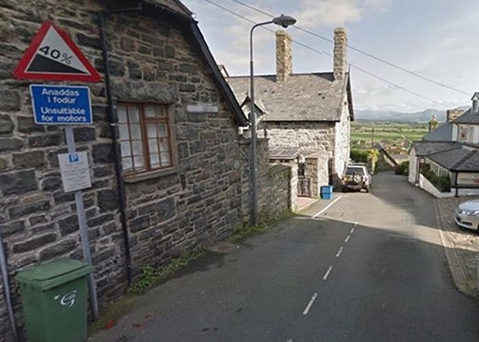 Ӣ������˹��������ʯͷ�֡������������ϵ����ᶡ�ı����½�Ӯ�á�ȫ����б�ֵ�������