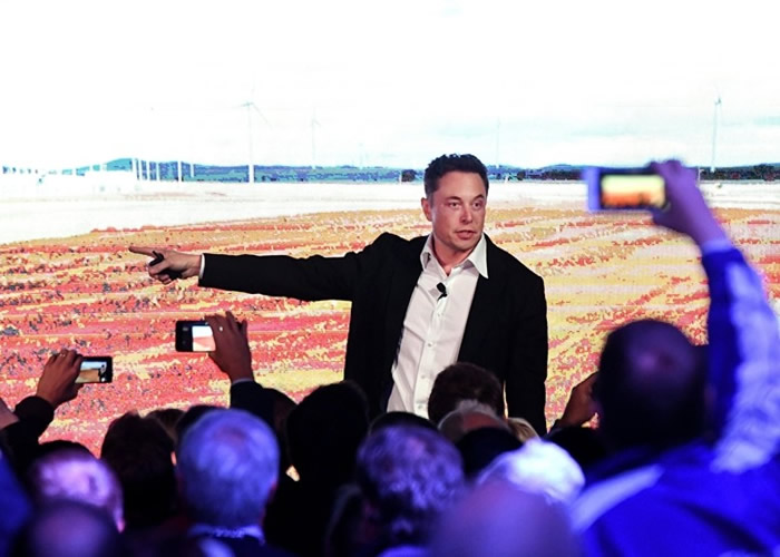 ��˹�˹����з��ɹ���ͼΪ��˹�˴�ǰ��ϯ���