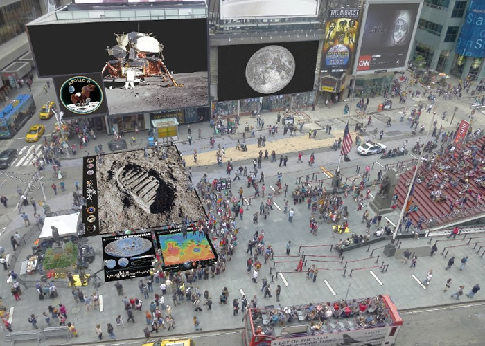 纽约时代广场多个大型屏幕播放登月短片。