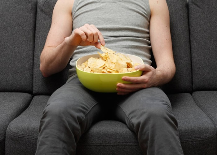 Ӣ��19������ÿ��������ʳƷ������ 10����δ�Թ�ˮ�����߲����ʧ��