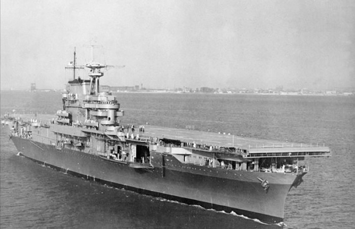 参加过中途岛战役的美军大黄蜂号(USS Hornet,CV-8)航母