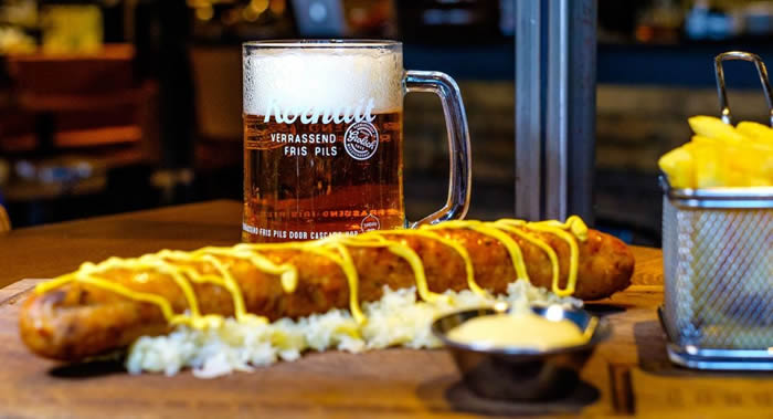 美国专家解释为何长期睡眠不足的人更喜欢吃油腻和高热量的食物