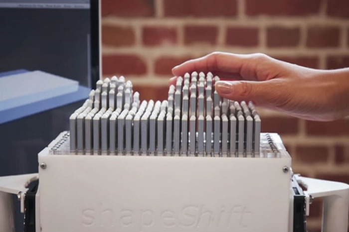 美国斯坦福大学开发团队提出为盲人发明的屏幕