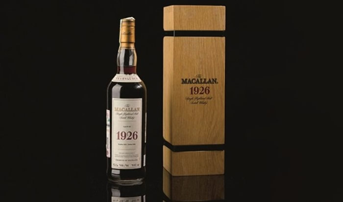 ���С���ʿ��ʥ����������60�����ף�Macallan����ʿ���Դ���¼145��Ӣ���۳�