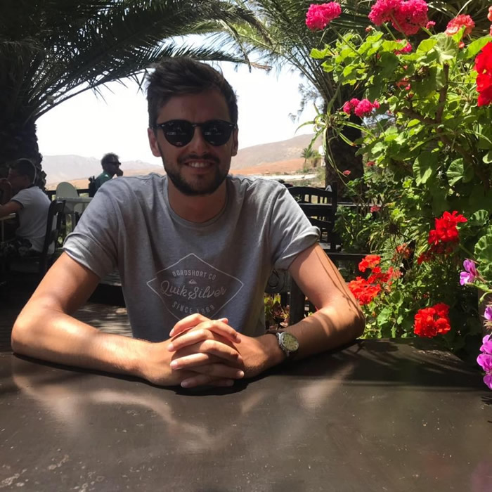 ӢСʷʦȥԽ汻ҧȾɫ