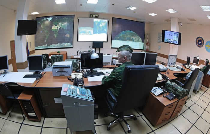 俄罗斯空天部队卫星部署探测中心:已报废的宇宙-2422卫星残骸脱离轨道坠入大气层后烧毁