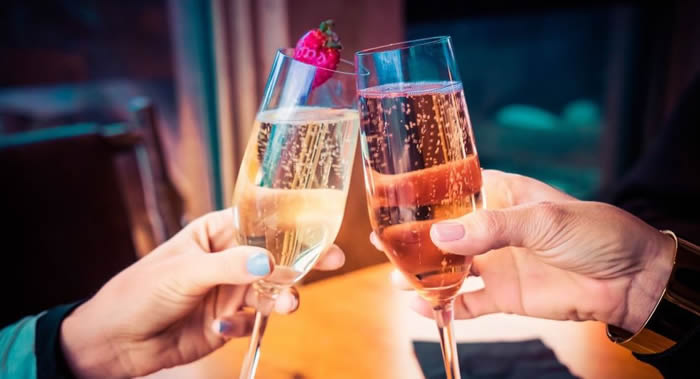 Ӣ�������ٴ�ѧ���ڹ�������������˹��ָ����Σ�յľ��ࣺѩ���ƺͲ��ؾ������׺���