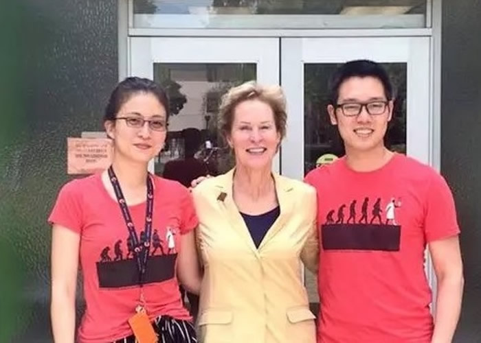 论文由(左起)曹仁河、阿诺德及贾知军联合撰写。