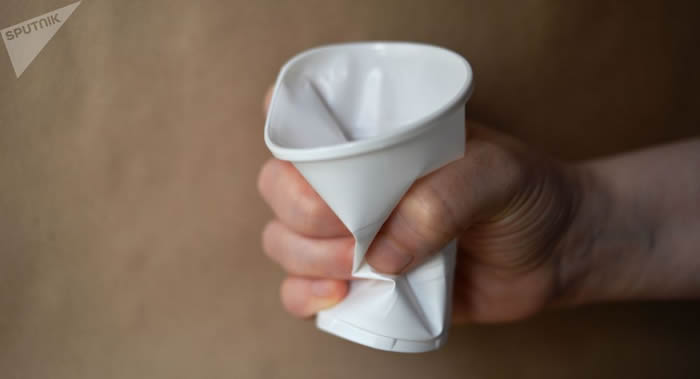 ��ѧ�ҽ���ܾ�ʹ�����ϵ���������ƿ С�����ж����ʻ�����Σ������