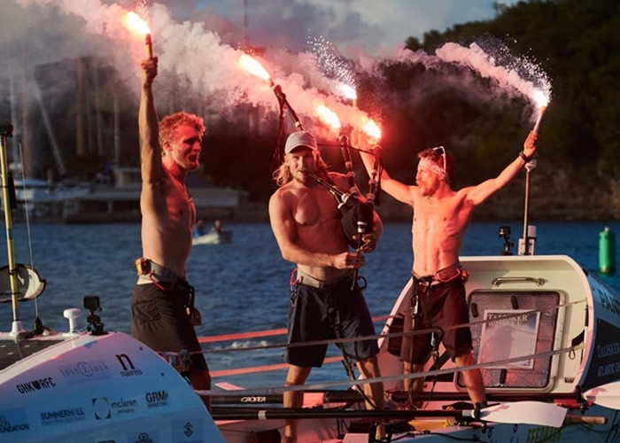 35天划艇横渡大西洋 英国苏格兰三兄弟破世界纪录