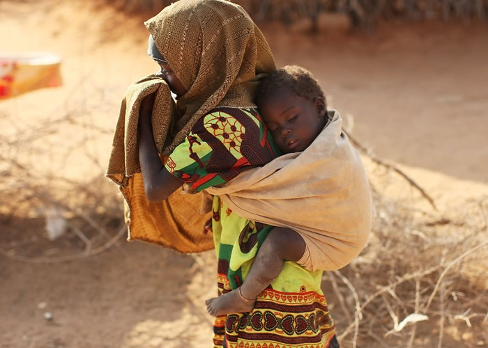 国际组织乐施会:全球最富有的2153人资产比全球46亿人加起来还要多