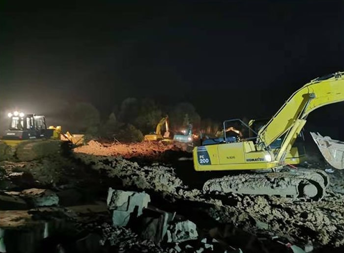 对抗新型冠状病毒肺炎!武汉版“小汤山”开建火神山医院、武汉雷神山医院