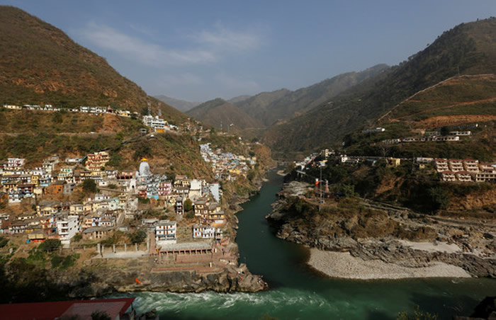 印度理工学院科学家在恒河源头根戈德里发现河流中的充满大量抗药性超级细菌