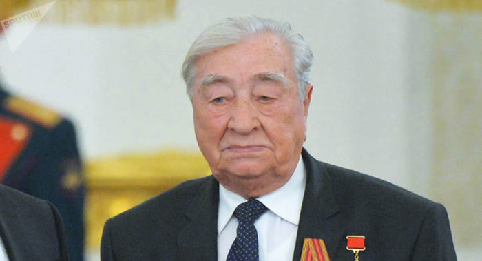 苏联英雄米哈伊尔布拉托夫逝世享年95岁