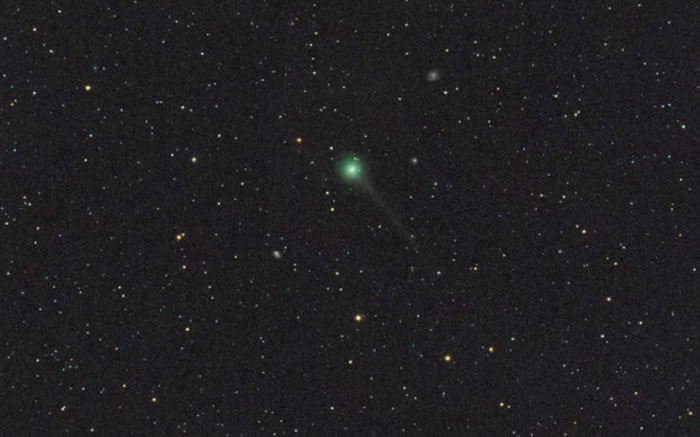 ��C/2019 Y4 Atlas������Atlas����֮�� �·���һ����������Swan��C/2020 F8��