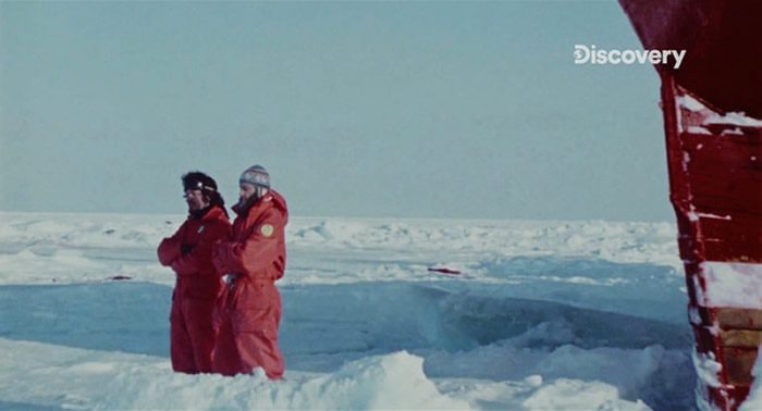 沃森与同伴不惜以肉身阻挡,成功使挪威猎捕海豹船放弃捕猎。(图/Discovery授权提供,下同)