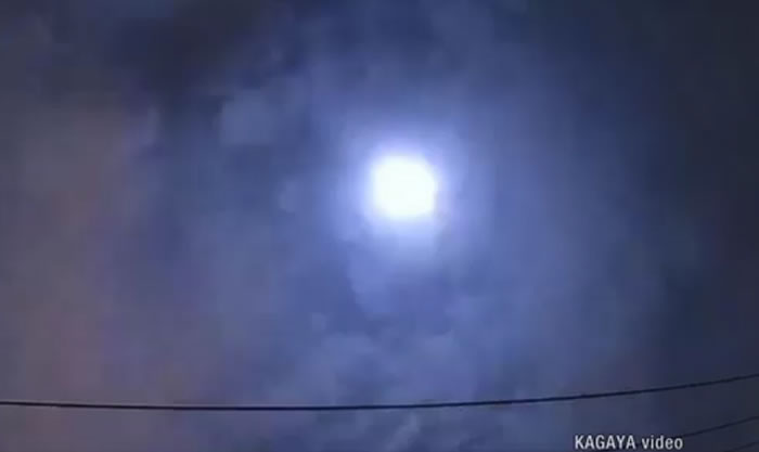 日本关东地区凌晨出现大火球并传出爆炸巨响 可能已变成陨石坠落在千叶市西北方