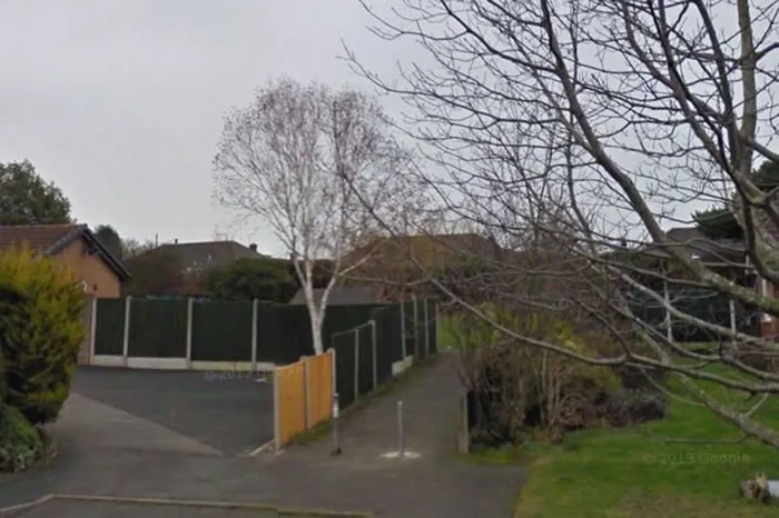 Ӣ��Ů���޹���С�ĵ�������������