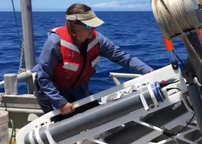 电磁成像技术在美国夏威夷海底下发现储存大量淡水的地下水库
