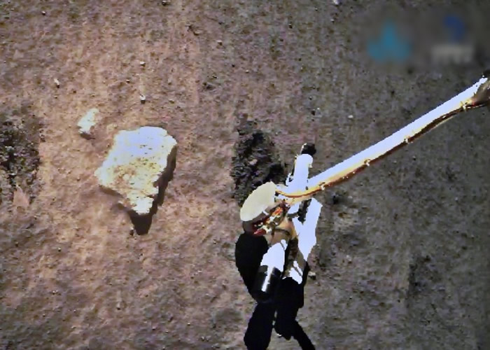 嫦娥五号上升器点火起飞离开月球表面 实现中国首次地外天体起飞