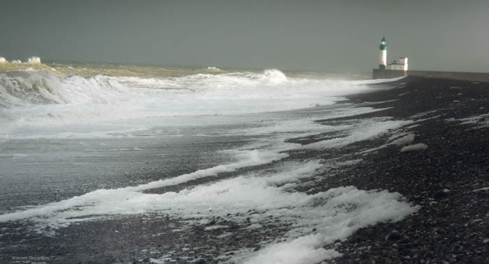 �������־��45����ǰ����ŷ Ӣ������ѧ�Ҳ��벻�е�Ⱥ����ŷ�޴�½����Ĺ���