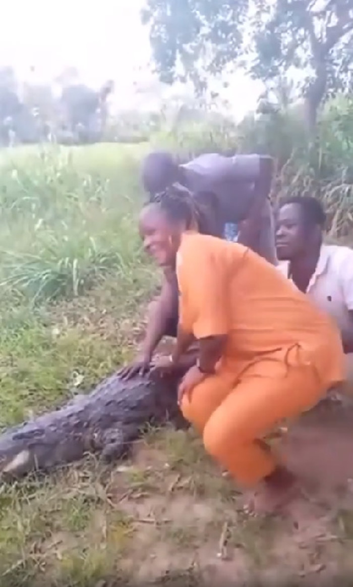 һȺοͿĺӰ û뵽Ȼתͷҧ