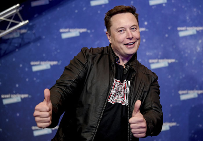 特斯拉创办人马斯克(Elon Musk)对2021年做出最新预测:人类将重返月球
