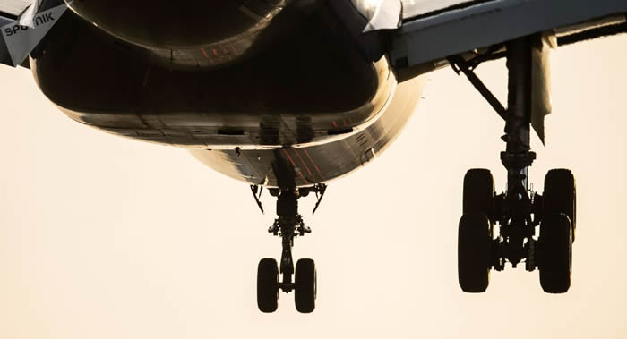 16��������к��ػ���������ϴ�Ӣ���׶طɵ���������˹�������