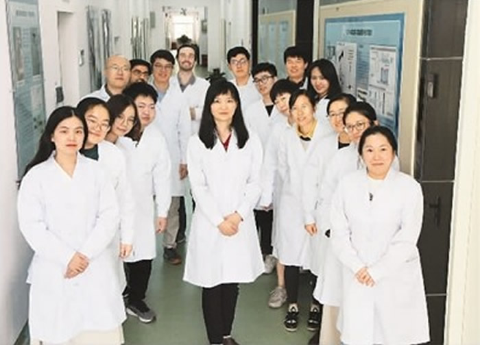 пԺż׵ҹѧ;ʯѧĿߺͺоɸоԱ()쵼ľ߹ʶˮƽķӹѧʵҺоŶӣѧѧ