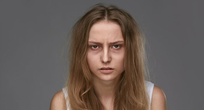 免疫学家:黑眼圈可能表明内部器官存在严重疾病