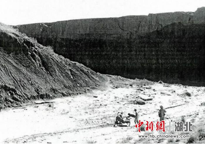 走进地大逸夫博物馆 揭秘1.17亿年前恐龙足迹化石发现过程