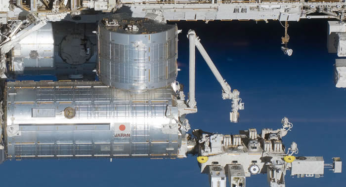 隶属于日本、巴拉圭、菲律宾和以色列的8颗卫星从国际空间站释放到太空